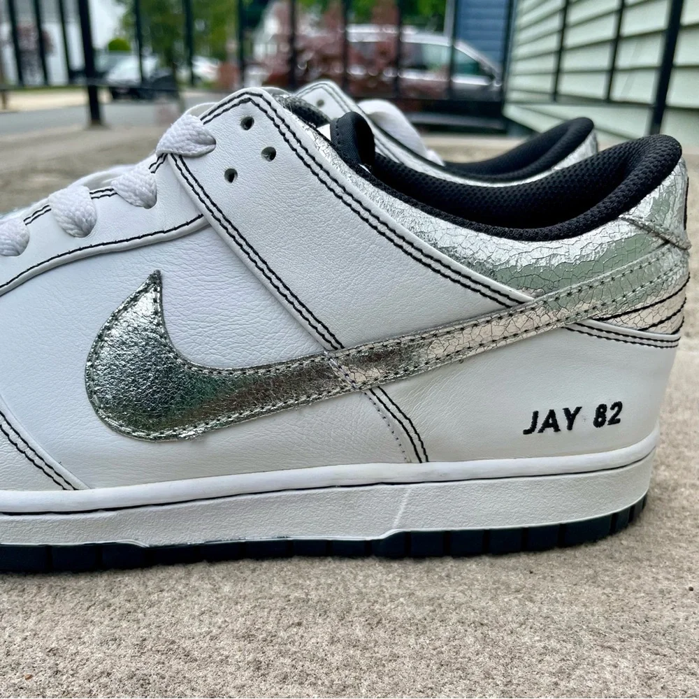 VNDS!  2010 Nike ID dunk!  White & silver!  Size 11 - Picture 2 of 9